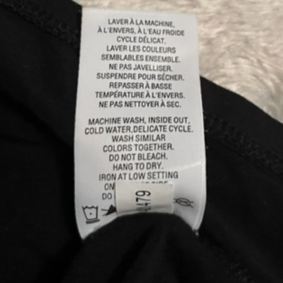 Reitman's The Short Cut Black Sleeveless Mock Wrap top Ladies Size S - Picture 7 of 9